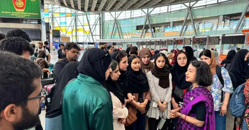 ഇറാനിലെ ഇന്ത്യൻ വിദ്യാർഥികളുടെ  ഒഴിപ്പിക്കൽ: ആദ്യ ബാച്ച് ഇന്ന് രാത്രിയിലെത്തും