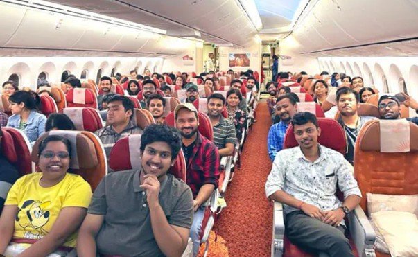 ഇസ്രയേല്‍- ഇറാന്‍ സംഘര്‍ഷം; ഓപ്പറേഷന്‍ സിന്ധുവിന്റെ ഭാഗമായി ഇറാനില്‍ നിന്ന് വിദ്യാര്‍ത്ഥികളുമായുള്ള ആദ്യ വിമാനം ഡല്‍ഹിയിലെത്തി