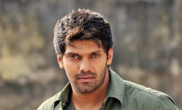 തമിഴ് നടൻ ആര്യയുടെ വീട്ടിൽ ആദായ നികുതി വകുപ്പ് റൈഡ്